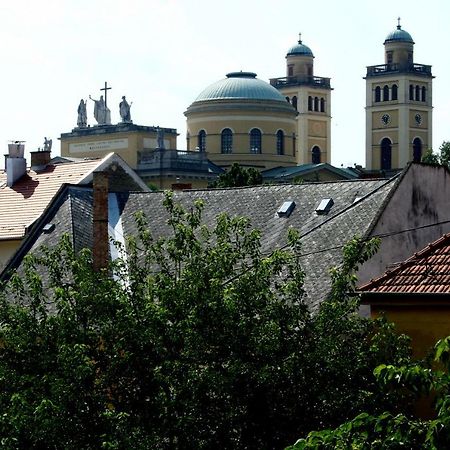 F&M Apartman Eger Zewnętrze zdjęcie