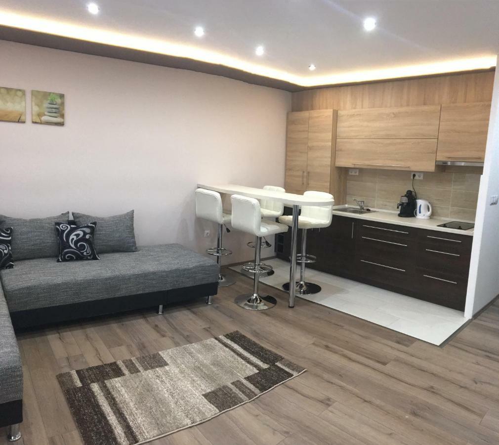 F&M Apartman Eger Zewnętrze zdjęcie